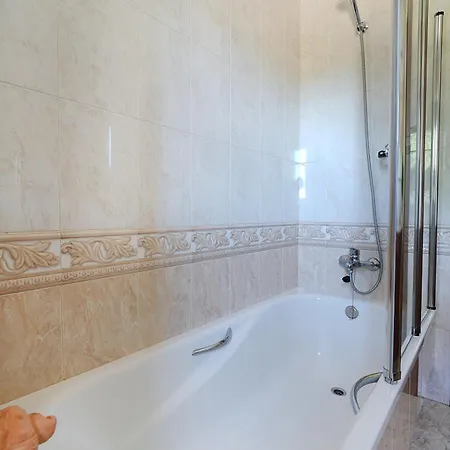 A Rochela - Con Jardin Y Ubicacion Estrategica * Мейс